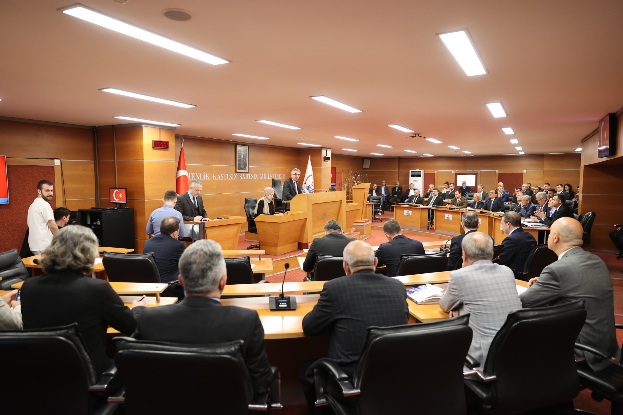 ŞEFFAFLIĞA ÖNEM VERİYORUZ, MECLİS TOPLANTILARIMIZI CANLI YAYINLIYORUZ