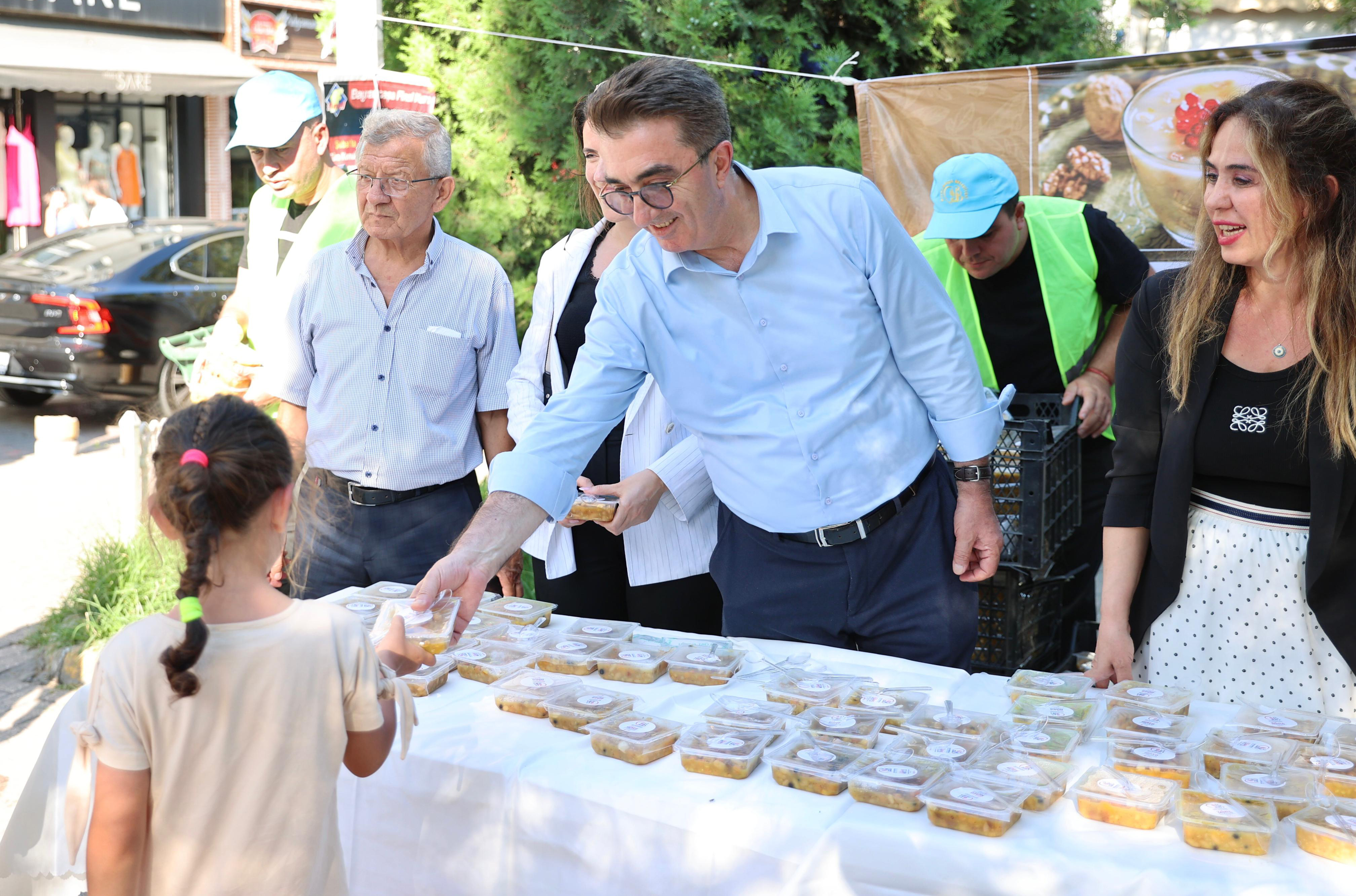 AŞURE İKRAMINDA BULUNDUK; BİR OLDUK, BİRLİKTE OLDUK