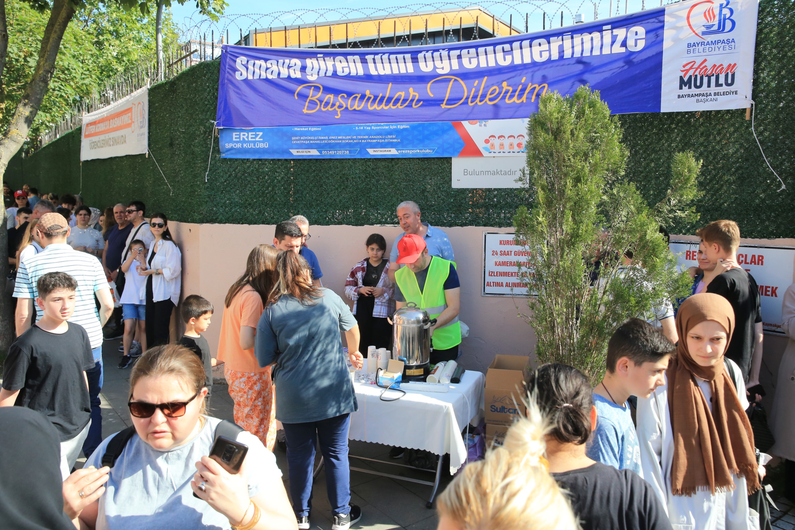 ÖĞRENCİLERİMİZİN SINAV STRESLERİNİ İKRAMLARIMIZLA AZALTTIK
